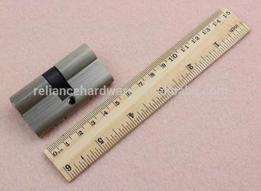 通開鎖芯哪家好？